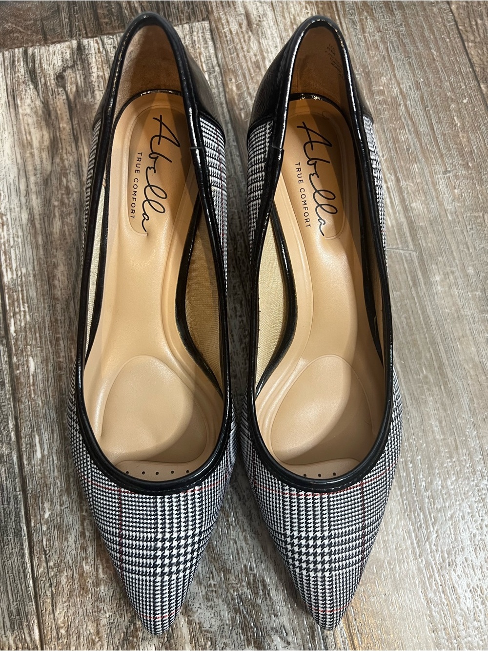 Abella Black and White Plaid Pointed Toe Flats